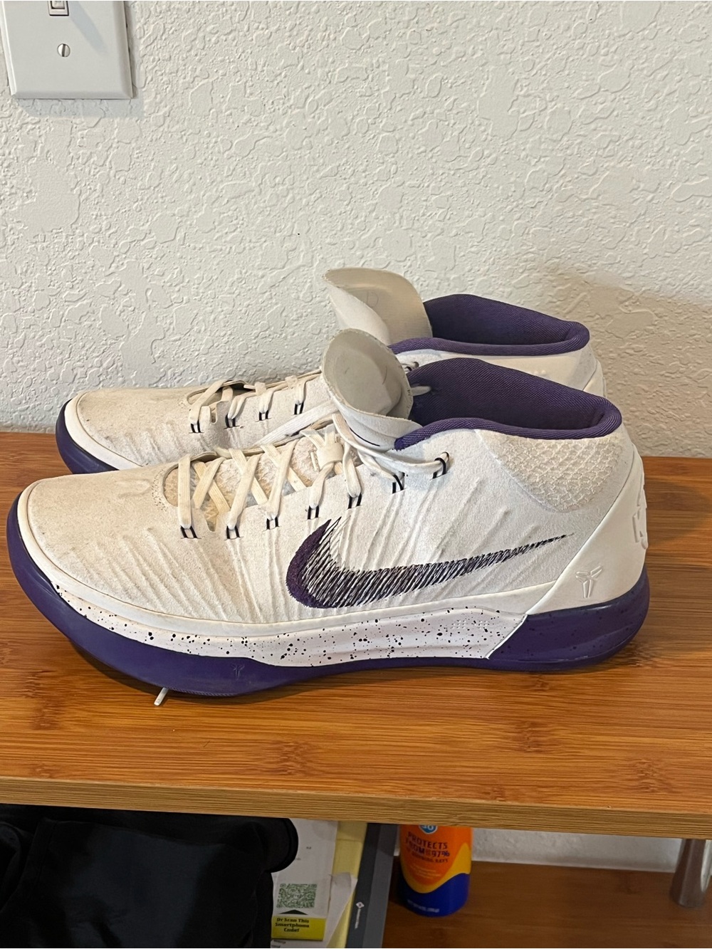 Nike Kobe AD Mid Baseline Sneakers
